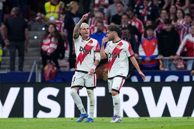 September 24, 2025, Madrid, Madrid, Spain: Pep Chavarria of Rayo Vallecano celebrates a goal during the Spanish League, LaLiga EA Sports, football match played between Atletico de Madrid and Rayo Vallecano at Riyadh Air Metropolitano stadium on September 24, 2025, in Madrid, Spain. Madrid Spain - ZUMAa181 20250924_zaa_a181_264 Copyright: xOscarxJ.xBarrosox