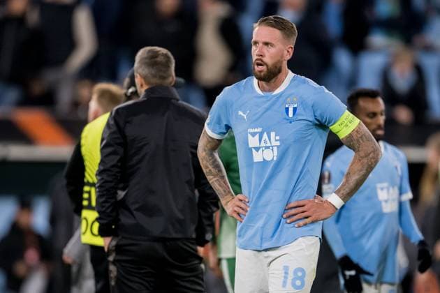 250924 Pontus Jansson of Malmö FF looks dejected after the UEFA Europa League football match between Malmö FF and Ludogorets on September 24, 2025 in Malmö Photo Petter Arvidson BILDBYRAN kod PA PA1085 fotboll football soccer fotball uefa europa league europa league malmö ff ludogorets bbeng bbauto depp  Copyright: PETTERxARVIDSON BB250924PA228