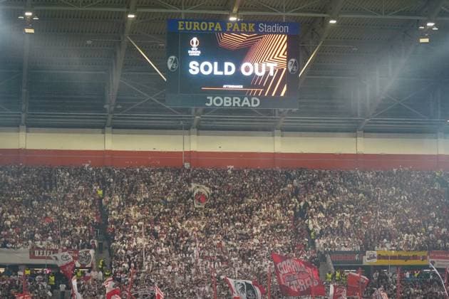 Soccer UEFA Europa League 2025 26, Matchday 1 SC Freiburg vs FC Basel Europa Park Stadion Freiburg Sold Out, Sold Out Stadium, Grandstand, Scoreboard Copyright: xJOERANxSTEINSIEKx