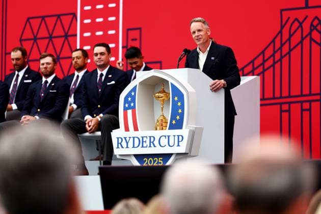 Luke Donald Captain of Team Europe during the opening ceremony. 2025 Ryder Cup, Opening Ceremony, Golf, Bethpage Black Golf Course, New York, USA - 24 Sep 2025New York Bethpage Black Golf Course New York (NY) United States of America EDITORIAL USE ONLY No use with unauthorised audio, video, data, fixture lists, club league logos or live services. Online in-match use limited to 120 images, no video emulation. No use in betting, games or single club league player publications. Copyright: xJamesxMarsh Shutterstockx 15501020z