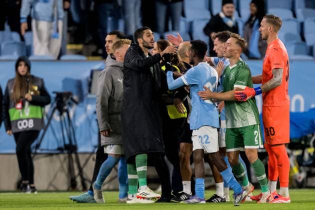 250924 Taha Ali and goalkeeper Robin Olsen of Malmö FF and Joel Andersson of Ludogorets during the UEFA Europa League football match between Malmö FF and Ludogorets on September 24, 2025 in Malmö Photo Petter Arvidson BILDBYRAN kod PA PA1085 fotboll football soccer fotball uefa europa league europa league malmö ff ludogorets bbeng bbauto  Copyright: PETTERxARVIDSON BB250924PA238