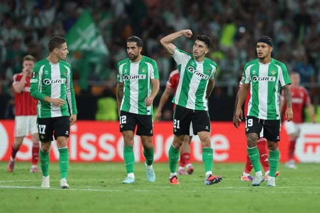 ESP: Real Betis v Nottingham Forest. UEFA Europa League. Matchday 1 Marc Roca of Real Betis celebrates after scoring goal during the UEFA Europa League match, between Real Betis and Nottingham Forest, Matchday 1, played at La Cartuja Stadium on September 24, 2025 in Sevilla, Spain. kpng Copyright: xAntonioxPozox xPRESSINx AP_250924_BET_NOT_2526_2812