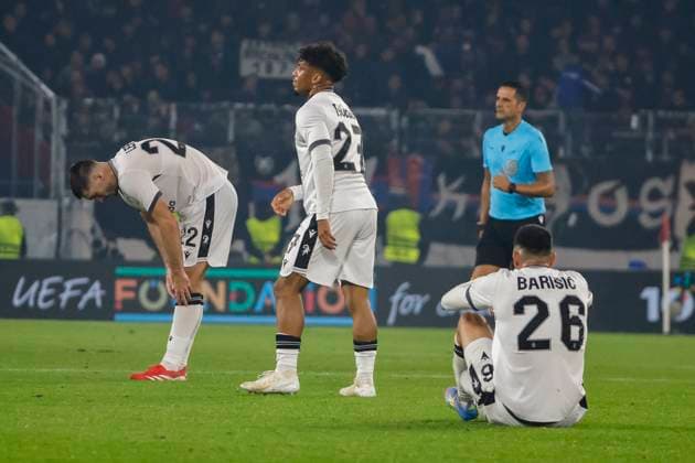 Leo Leroy FC Basel, 22 , Kevin Rüegg Ruegg FC Basel, 27 and Dion Kacuri FC Basel, 28 after the match , Germany, Soccer, UEFA Europa League, Matchday 1, 2025 2026, SC Freiburg vs FC Basel, 24 09 2025, Stadion am Wolfswinkel, Freiburg im Breisgau, Germany Freiburg im Breisgau Stadion am Wolfswinkel Baden Württemberg Germany Copyright: xGrantxHubbsx