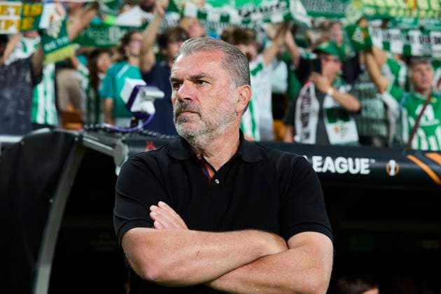 Real Betis Balompie v Nottingham Forest FC - UEFA Europa League 2025 26 League Phase MD1 SEVILLE, SPAIN - SEPTEMBER 24: Ange Postecoglou of Nottingham Forest looks on prior the UEFA Europa League 2025 26 League Phase MD1 match between Real Betis Balompie and Nottingham Forest FC at La Cartuja de Sevilla on September 24, 2025 in Seville, Spain. (Photo by Gabriel Colchero Photo Players Images Magara Press) Sevilla Estadio de la Cartuja Sevilla Spain Copyright: xGabrielxColcherox