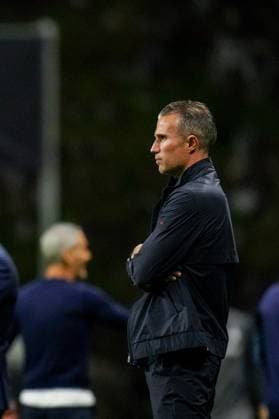 UEFA Europa League: S.C. Braga v Feyenoord Braga - Head Coach Robin van Persie of Feyenoord during the first match of the UEFA Europa League 2025 2026. The match is set between S.C. Braga and Feyenoord at Estadio Municipal de Braga on 24 September 2025 in Braga, Portugal. Copyright: xYannickxVerhoevenx