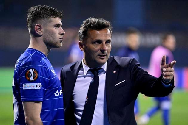 Croatia, Zagreb, 240925. Maksimir Stadium. UEFA Europa League 1st round match, GNK Dinamo - Fenerbahce SK. In the photo: Moris Valincic, Mario Kovacevic. Photo: Damir Krajac CROPIX Zagreb Croatia Copyright: xxDamirxKrajacx dinamo_fenerbahce142-240925