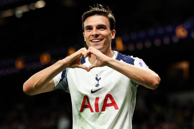 24th September 2025; Tottenham Hotspur Stadium, London, England; Carabao Cup Football, Tottenham Hotspur versus Doncaster Rovers; Jo& xe3;o Palhinha of Tottenham Hotspur celebrates scoring his sides 1st goal of the match in the 14th minute for 1-0  HenningxvonxJagow