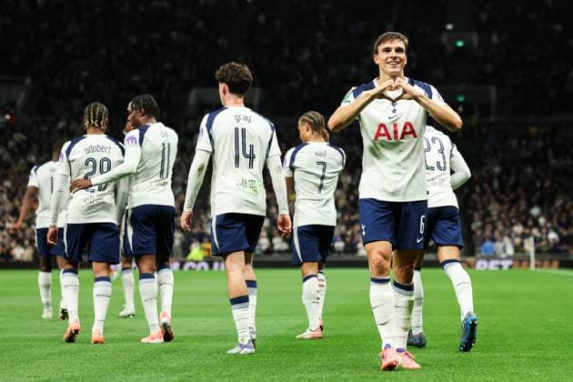 24th September 2025; Tottenham Hotspur Stadium, London, England; Carabao Cup Football, Tottenham Hotspur versus Doncaster Rovers; Jo& xe3;o Palhinha of Tottenham Hotspur celebrates scoring his sides 1st goal of the match in the 14th minute for 1-0  HenningxvonxJagow