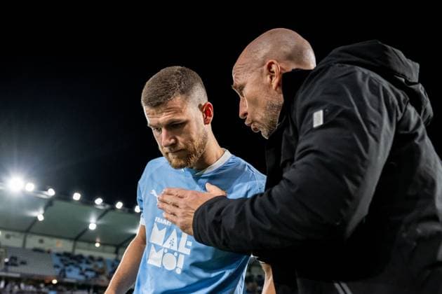 250924 Gabriel Busanello and head coach Henrik Rydström of Malmö FF ahead of the UEFA Europa League football match between Malmö FF and Ludogorets on September 24, 2025 in Malmö Photo Petter Arvidson BILDBYRAN kod PA PA1085 fotboll football soccer fotball uefa europa league europa league malmö ff ludogorets bbeng  Copyright: PETTERxARVIDSON BB250924PA281