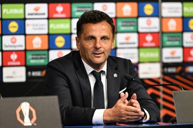 press conference, PK, Pressekonferenz following Dinamo Zagreb v Fenerbahce - UEFA Europa League ZAGREB, CROATIA - SEPTEMBER 24: Head Coach Mario Kovacevic of Dinamo Zagreb speaks during the press conference following the UEFA Europa League week 1 match between Dinamo Zagreb and Fenerbahce at Maksimir Stadium in Zagreb, Croatia, on September 24, 2025. Elif Ozturk Anadolu Zagreb Croatia. Editorial use only. Please get in touch for any other usage.  Copyright: x2025xAnadoluxElifxOzturkx