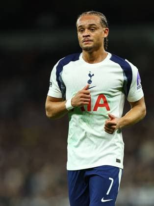 Xavi Simons of Tottenham Hotspur Tottenham Hotspur v Doncaster Rovers, EFL Carabao Cup, Third Round, Football, Tottenham Hotspur Stadium, London, UK - 24 Sep 2025London Tottenham Hotspur Stadium United Kingdom EDITORIAL USE ONLY No use with unauthorised audio, video, data, fixture lists, club league logos or live services. Online in-match use limited to 120 images, no video emulation. No use in betting, games or single club league player publications. Copyright: xMichaelxZemanek Shutterstockx 15498598cg