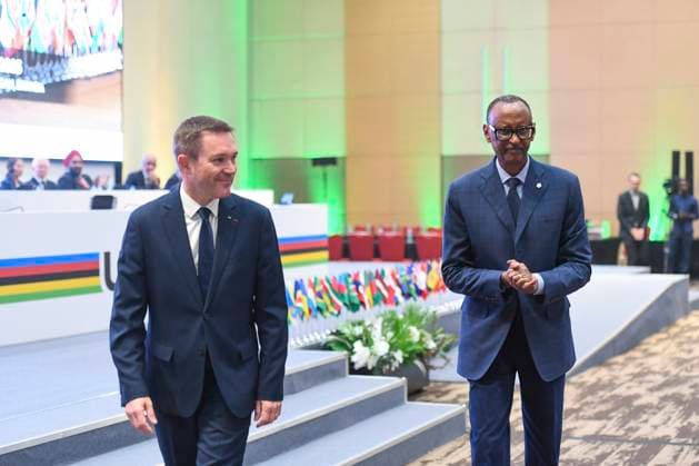 2025 UCI Road World Championships Picture by Simon Wilkinson SWpix.com - 25 09 2025 - Cycling - 2025 UCI Road World Championships - Kigali, Rwanda - 194th UCI Congress - KCC Kigali Convention Centre - UCI President David Lappartient, President of Rwanda Paul Kagame Copyright: x xSWpix.comx(t axPhotographyxHubxLtd)xSimonxWilkinson SWpix.comx SWP-3030-6561