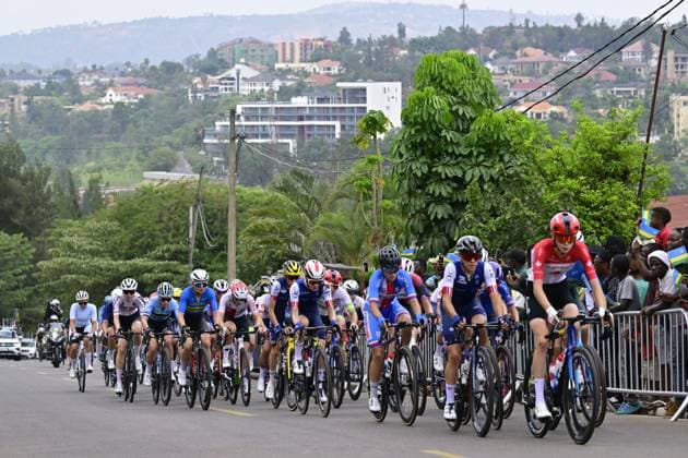 A pack of riders pictured in action during the U23 women road race (119,3 km) at the cycling road World Championships in Kigali, Rwanda, Thursday 25 September 2025. The 2025 UCI Road World Championships take place from 21 to 28 September in Kigali, Rwanda. DIRKxWAEM  x135243086x