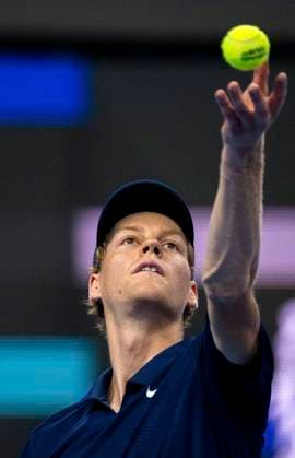 (250925) -- BEIJING, Sept. 25, 2025 -- Jannik Sinner serves during the men s singles first round match between Jannik Sinner of Italy and Marin Cilic of Croatia at 2025 China Open tennis tournament in Beijing, China, Sept. 25, 2025. ) (SP)CHINA-BEIJING-TENNIS-CHINA OPEN-MEN S SINGLES-FIRST ROUND (CN) HuxJingwen 