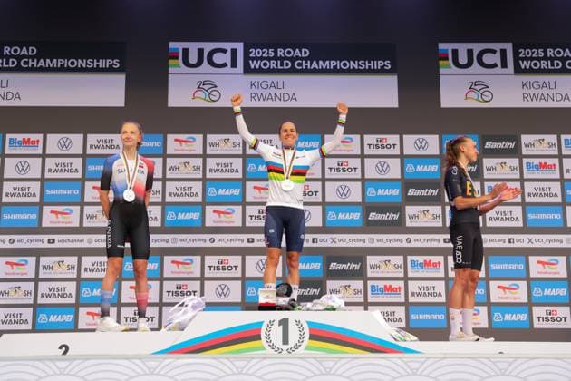 2025 UCI Road World Championships Picture by Alex Whitehead SWpix.com - 25 09 2025 - Cycling - 2025 UCI Road World Championships - Kigali Convention Centre, Kigali, Rwanda - Women Under-23 Road Race Podium - CÃ lia Gery (France) receiving the Gold Medal to become World Champion with Viktoria ChladoÅˆova (Slovakia) receiving the Silver Medal and Paula Blasi Cairol (Spain) receiving the Bronze Medal Copyright: x xSWpix.comx(t axPhotographyxHubxLtd)xAlexxWhitehead SWpix.comx SWP-3030-6890