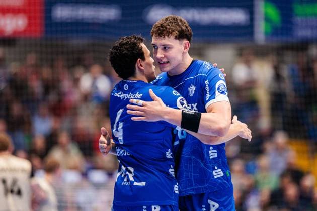 f l Samuel Zehnder TBV Lemgo Lippe, 04 , Joel Willecke TBV Lemgo Lippe, 24 GER, TBV Lemgo Lippe vs Bergischer HC, Handball, 1 Bundesliga, Matchday 6, Season 2025 2026, 25 09 2025 GER, TBV Lemgo Lippe vs Bergischer HC, Handball, 1 Bundesliga, Matchday 6, Season 2025 2026, 25 09 2025 Lemgo Copyright: xEibner-Pressefoto JanxRollingerx EP_JSK