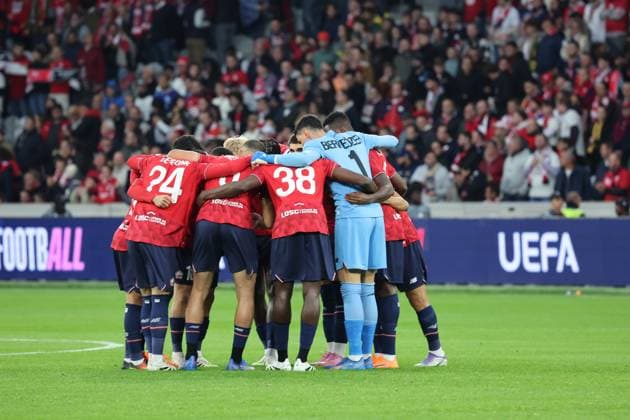 FOOTBALL : LOSC Lille vs SK Brann - UEFA Europa League - 25 09 2025 Equipe du LOSC Lille lors du match LOSC Lille vs SK Brann, UEFA Europa League phase de ligue, Decathlon Arena stade Pierre Mauroy, le 25 septembre 2025 - photo Laurent Sanson PsnewZ  Copyright: xLaurentxSANSONx xPsnewZx