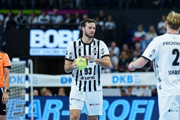Veron Nacinovic THW Kiel, 93 GER, THW Kiel vs GWD Minden, Handball, 1 Bundesliga, Matchday 15, Season 2025 2026, 25 09 2025 GER, THW Kiel vs GWD Minden, Handball, 1 Bundesliga, Matchday 15, Season 2025 2026, 25 09 2025 Kiel Copyright: xEibner-Pressefoto MarcelxvonxFehrnx EP_MFN