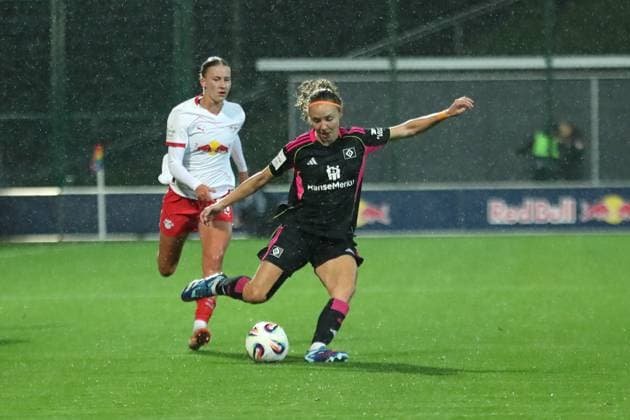 Soccer Bundesliga Women RB Leipzig vs Hamburger SV 25 09 25 Melanie Brunnthaler 11, Hamburger SV Soccer, Google Pixel Women Bundesliga, Season 2025 2026, 4 Matchday RB Leipzig vs Hamburger SV on 25 09 25, Red Bull Arena, Leipzig DFB REGULATIONS PROHIBIT ANY USE OF PHOTOGRAPHS AS IMAGE SEQUENCES AND OR QUASI VIDEO Copyright: xBEAUTIFULxSPORTS JanxKaeferx