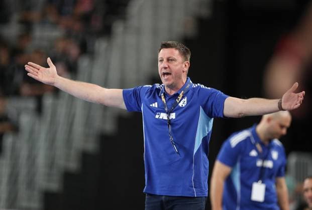 RK Zagreb v Barca - EHF Champions League - Group Phase ZAGREB, CROATIA - SEPTEMBER 25: RK Zagreb head coach Andrija Nikolic gestures during EHF Machineseeker Champions league match between RK Zagreb and FC Barcelona, Barca at Arena Zagreb on September 25, 2025 in Zagreb, Croatia.  GoranxStanzl PIXSELL