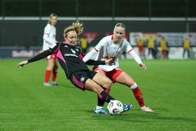 Soccer Bundesliga Women RB Leipzig vs Hamburger SV 25 09 25 Melanie Brunnthaler 11, Hamburger SV vs Nikoline Dudek 24, RB Leipzig Soccer, Google Pixel Women Bundesliga, Season 2025 2026, Matchday 4 RB Leipzig vs Hamburger SV on 25 09 25, Red Bull Arena, Leipzig DFB REGULATIONS PROHIBIT ANY USE OF PHOTOGRAPHS AS IMAGE SEQUENCES AND OR QUASI VIDEO Copyright: xBEAUTIFULxSPORTS JanxKaeferx
