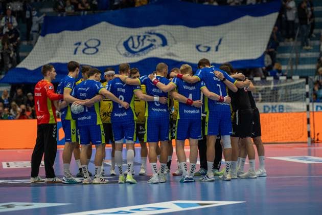 Team, VfL Gummersbach vs TVB 1898 Stuttgart, Daikin Handball Bundesliga, Men , Matchday 6, 25 09 2025 Gummersbach NRW Germany Copyright: xkolbert-press MartinxWdziecznyx