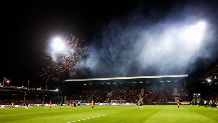 DEVENTER - Overview of the stadium during the Europa League match between Go Ahead Eagles and Steaua Bucharest at the Adelaarshorst stadium on September 25, 2025, in Deventer, Netherlands. ANP VINCENT JANNINK UEFA Europa League 2025-2026 xVIxANPxSportx xxANPxIVx 537472294 originalFilename: 537472294.jpg