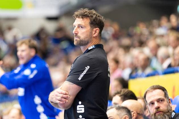 25 09 2025, xkwix, Handball, 1 Handball Bundesliga, DAIKIN HBL 2025 26, TBV Lemgo Lippe Bergischer HC, PHOENIX CONTACT Arena Florian Kehrmann TBV Lemgo Lippe Head Coach NRW Germany