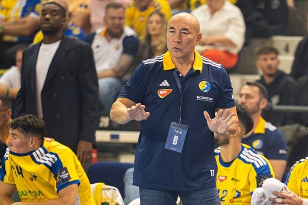 KIELCE 25.09.2025 MECZ 3. KOLEJKA LIGA MISTRZOW PILKA RECZNA MEZCZYZN SEZON 2025 2026 --- MENS HANDBALL EHF CHAMPIONS LEAGUE SEASON 2025 2026 MATCH: INDUSTRIA KIELCE - FUCHSE BERLIN TALANT DUJSHEBAEV FOT. MICHAL TRZPIS 400MM.PL NEWSPIX.PL --- newspix.pl 
