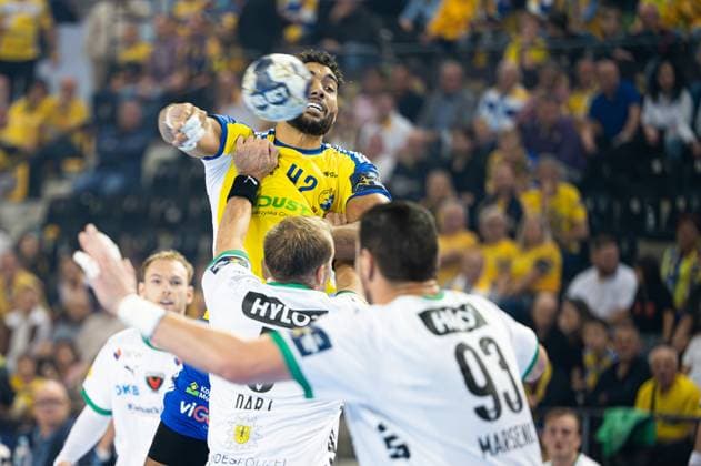 KIELCE 25.09.2025 MECZ 3. KOLEJKA LIGA MISTRZOW PILKA RECZNA MEZCZYZN SEZON 2025 2026 --- MENS HANDBALL EHF CHAMPIONS LEAGUE SEASON 2025 2026 MATCH: INDUSTRIA KIELCE - FUCHSE BERLIN HASSAN KADDAH FOT. MICHAL TRZPIS 400MM.PL NEWSPIX.PL --- newspix.pl 