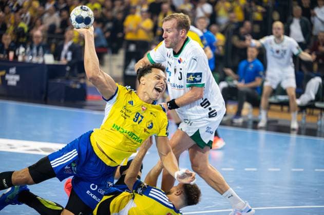 KIELCE 25.09.2025 MECZ 3. KOLEJKA LIGA MISTRZOW PILKA RECZNA MEZCZYZN SEZON 2025 2026 --- MENS HANDBALL EHF CHAMPIONS LEAGUE SEASON 2025 2026 MATCH: INDUSTRIA KIELCE - FUCHSE BERLIN THEO MONAR FOT. MICHAL TRZPIS 400MM.PL NEWSPIX.PL --- newspix.pl 