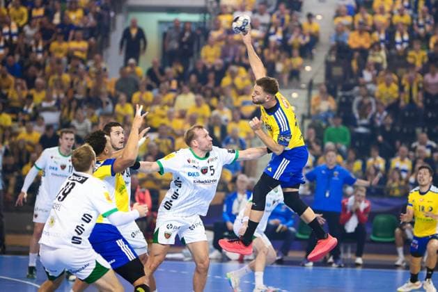 2025.09.25 Kielce Pilka reczna , Liga Mistrzow EHF , sezon 2025 26 Industria Kielce - Fuechse Berlin N z Max Darj, Aleks Vlah Foto Tomasz Fafara PressFocus 2025.09.25 Kielce Handball , EHF Champions League , 2025 2026 season Industria Kielce - Fuechse Berlin Max Darj, Aleks Vlah Credit: Tomasz Fafara PressFocus NEWSPIX.PL --- newspix.pl 