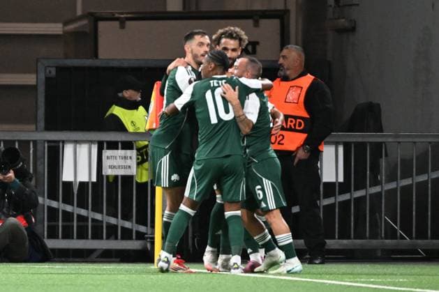 BERN, SWITZERLAND SEPTEMBER 25 Anass Zaroury of Panathinaikos celebrating his goal 0 2 with the teammates during the UEFA Europa League 2025 26 League Phase MD1 match between BSC Young Boys and Panathinaikos FC at Stadion Wankdorf on September 25, 2025 in Bern, Switzerland Bern Stadion Wankdorf Bern Switzerland Copyright: xJustPictures.ch ManuelxWinterbergerx jp-en-EuSpIm-MWI_3574