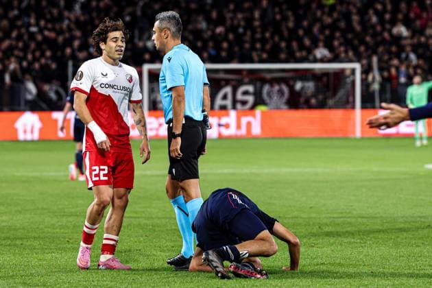 2025-09-25 FC Utrecht v Olympique Lyonnais - UEFA Europa League 2025 26 League Phase MD1 UTRECHT, NETHERLANDS - SEPTEMBER 25: Miguel Rodriguez of FC Utrecht disappointed during the UEFA Europa League 2025 26 League Phase MD1 match between FC Utrecht and Olympique Lyonnais at Stadion Galgenwaard on September 25, 2025 in Utrecht, Netherlands. Utrecht Stadion Galgenwaard Netherlands Content not available for redistribution in The Netherlands directly or indirectly through any third parties. Copyright: xBenxGalx