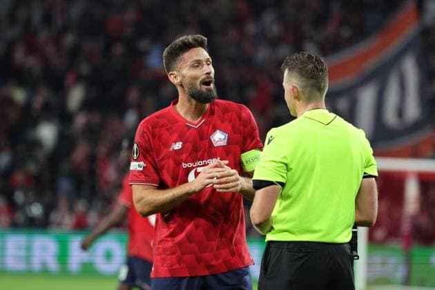 FOOTBALL : LOSC Lille vs SK Brann - UEFA Europa League - 25 09 2025 Olivier GIROUD (LOSC Lille) lors du match LOSC Lille vs SK Brann, UEFA Europa League phase de ligue, Decathlon Arena stade Pierre Mauroy, le 25 septembre 2025 - photo Laurent Sanson PsnewZ  Copyright: xLaurentxSANSONx xPsnewZx