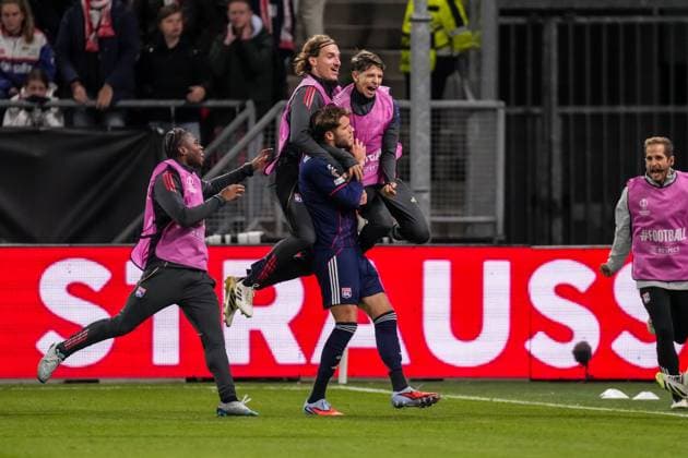 2025-09-25 FC Utrecht v Olympique Lyonnais - UEFA Europa League 2025 26 League Phase MD1 UTRECHT, NETHERLANDS - SEPTEMBER 25: Tanner Tessmann of Olympique Lyonnais celebrates after scoring his teams first goal during the UEFA Europa League 2025 26 League Phase MD1 match between FC Utrecht and Olympique Lyonnais at Stadion Galgenwaard on September 25, 2025 in Utrecht, Netherlands. Utrecht Stadion Galgenwaard Netherlands Content not available for redistribution in The Netherlands directly or indirectly through any third parties. Copyright: xJorisxVerwijstx