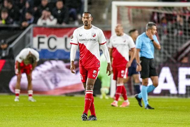 UTRECHT , 25-09-2025 , stadium Galgenwaard , season 2025 2026 , UEFA Europa League football , League phase Matchday 1 , match between FC Utrecht and Olympique Lyon , picture shows FC Utrecht player Sebastien Haller looks dejected Utrecht - Olympique Lyon  x31194752x Copyright: