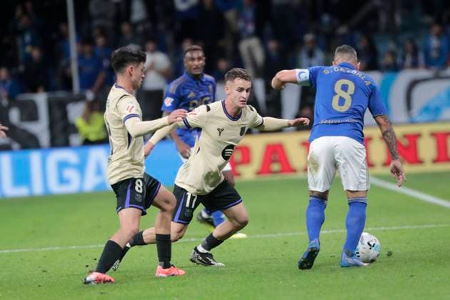 Spanish La Liga EA Sports soccer match Real Oviedo vc FC Barcelona, Barca at Carlos Tartiere stadium in Oviedo, Asturias, Spain 25 september 2025 Pedri 900 Cordon Press  900 CordonxPress LOF - Real Oviedo vs FC Barcelona