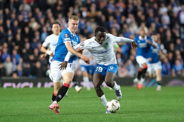 UK: Rangers v Genk, UEFA Europa League at Ibrox Stadium, Glasgow, Scotland on 25 September 2025: Pictured: Oliver Antman (Rangers) and Yaimar Medina (Genk) Glasgow Ibrox Stadium Scotland Copyright: xAlexxToddx