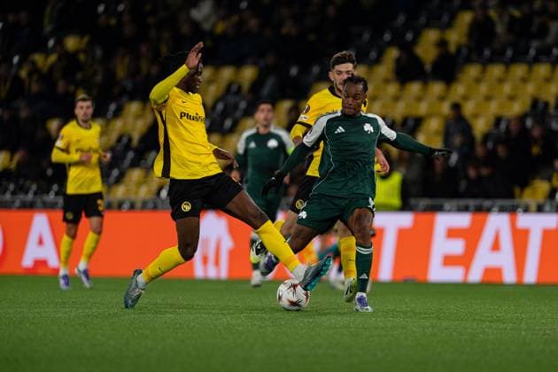 Switzerland UEFA Europa League 2025 26, BSC Young Boys vs Panathinaikos FC Stadion Wankdorf, Bern Joel Monteiro 77 Young Boys in duel with Renato Sanches 8 Panathinaikos Copyright: xKjetilxWaberx