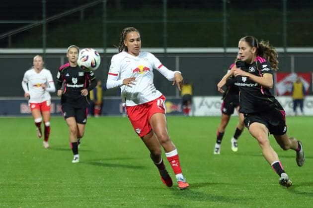 Soccer Bundesliga Women RB Leipzig vs Hamburger SV 25 09 25 Lisa Baum 11, RB Leipzig Soccer, Google Pixel Women Bundesliga, Season 2025 2026, 4 Matchday RB Leipzig vs Hamburger SV on 25 09 25, Red Bull Arena, Leipzig DFB REGULATIONS PROHIBIT ANY USE OF PHOTOGRAPHS AS IMAGE SEQUENCES AND OR QUASI VIDEO Copyright: xBEAUTIFULxSPORTS JanxKaeferx