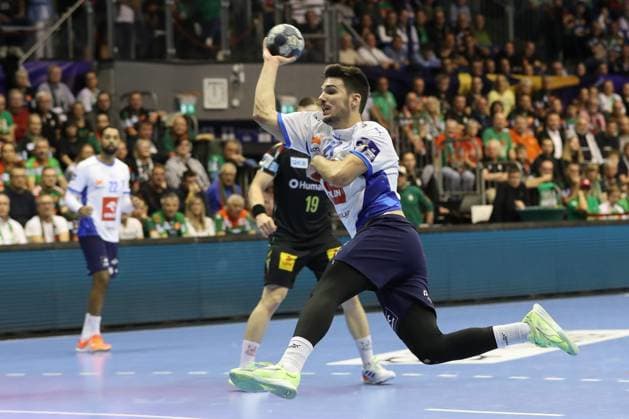 25 09 2025, xtgx, Handball, EHF Champions League, SC Magdeburg Wisla Plock v l Gergo Fazekas Plock, 24 throws goal, goal scorer, scores goal, scores the goal Magdeubrg