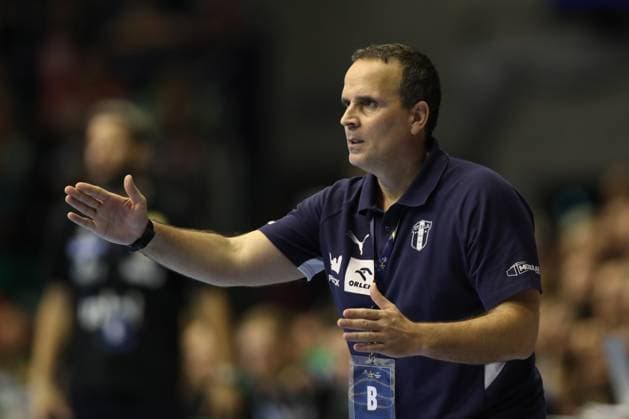 25 09 2025, xtgx, Handball, EHF Champions League, SC Magdeburg Wisla Plock v l Xavier Sabate Caviedes Plock, Coach Magdeubrg