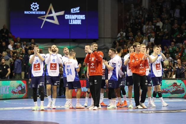 25 09 2025, xtgx, Handball, EHF Champions League, SC Magdeburg Wisla Plock v l Plock disappointed, looks disappointed, disappointed Magdeubrg