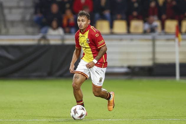 DEVENTER , 25-09-2025 , Stadium De Adelaarshorst , season 2025 2026 , UEFA Europa League League phase . match between Go Ahead Eagles and FCSB, final result 0-1, Picture shows GA Eagles player Dean James Go Ahead Eagles - FCSB  x31196220x Copyright: