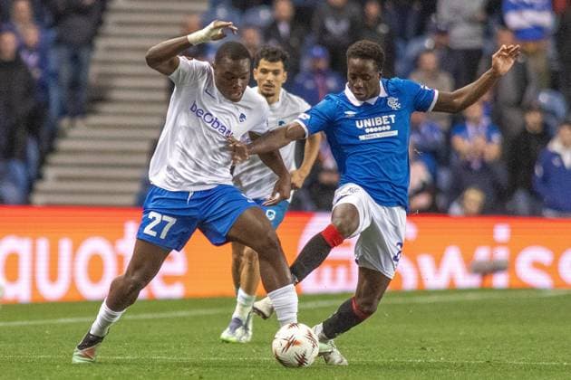 Rangers v KRC Genk Europa League 25 09 2025. Ken Nkuba of KRC Genk gets away from Djeidi Gassama of Rangers FC during the UEFA Europa League, Rangers FC vs KRC Genk, Ibrox Stadium, Glasgow, Scotland. 25 09 2025 Govan Ibrox Stadium Glasgow Scotland Editorial use only , Copyright: xColinxPoultneyx PSI-22901-0040