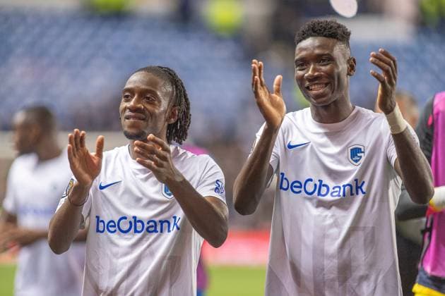 Rangers v KRC Genk Europa League 25 09 2025. Joris Kayembe & Ibrahima Sory Bangoura of KRC Genk celebrate in front of their supporters following their 1-0 victory during the UEFA Europa League, Rangers FC vs KRC Genk, Ibrox Stadium, Glasgow, Scotland. 25 09 2025 Govan Ibrox Stadium Glasgow Scotland Editorial use only , Copyright: xColinxPoultneyx PSI-22901-0057