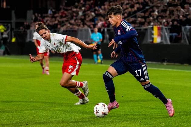 UTRECHT, NETHERLANDS - SEPTEMBER 25: Afonso Moreira of Olympique Lyonnais dribbles with the ball during the UEFA Europa League 2025 26 League Phase MD1 match between FC Utrecht and Olympique Lyonnais at Stadion Galgenwaard on September 25, 2025 in Utrecht, Netherlands. (Photo by Rene Nijhuis) SPO  Copyright: xRenexNijhuis