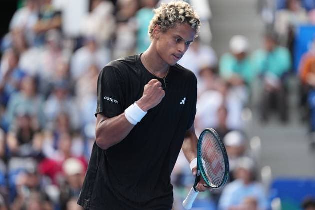 Tokyo, Japan. 25th September, 2025. Taylor Fritz of USA Beats Gabriel Diallo of canada 6-4 3-6 6-7 in Men s singles match in Tokyo at the ATP500 Kinoshita Group Japan Open Tennis Championships 2025. Noxthirdxpartyxsales  aflo_304723487