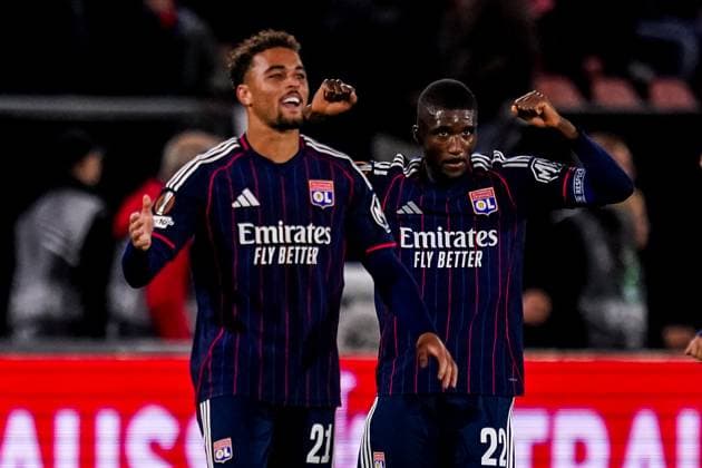 UTRECHT, NETHERLANDS - SEPTEMBER 25: Ruben Kluivert of Olympique Lyonnais and Clinton Mata of Olympique Lyonnais celebrate their team s win after the UEFA Europa League 2025 26 League Phase MD1 match between FC Utrecht and Olympique Lyonnais at Stadion Galgenwaard on September 25, 2025 in Utrecht, Netherlands. (Photo by Rene Nijhuis) SPO  Copyright: xRenexNijhuis